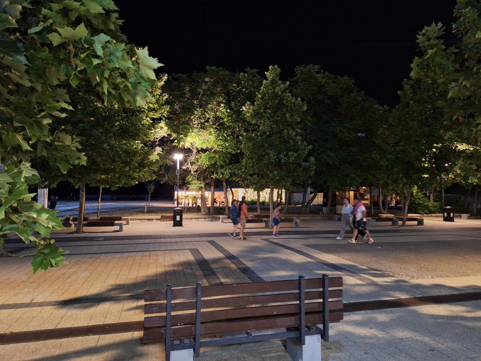 Elysse Sunrise Apartment Mamaia Exterior foto