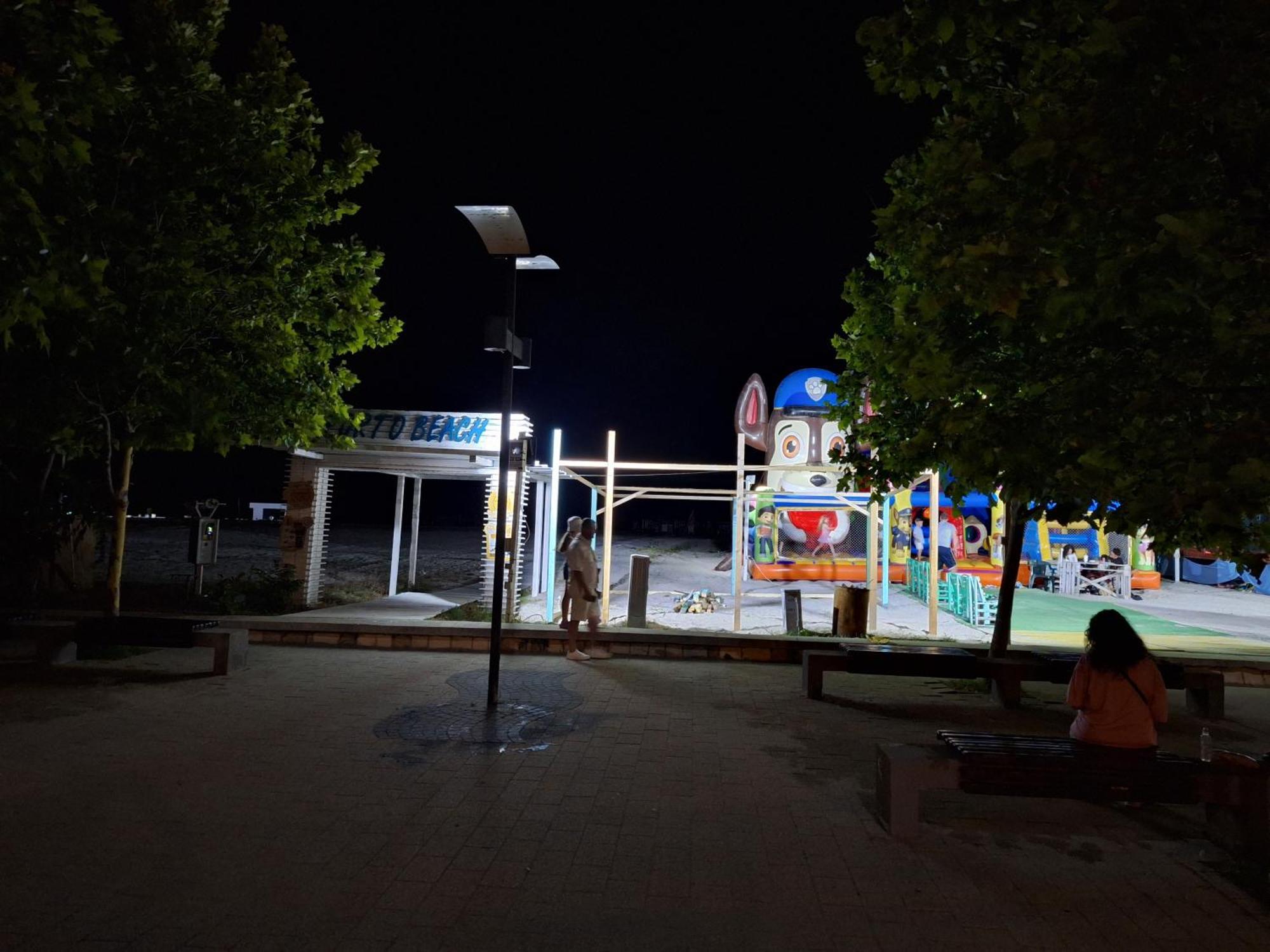 Elysse Sunrise Apartment Mamaia Exterior foto