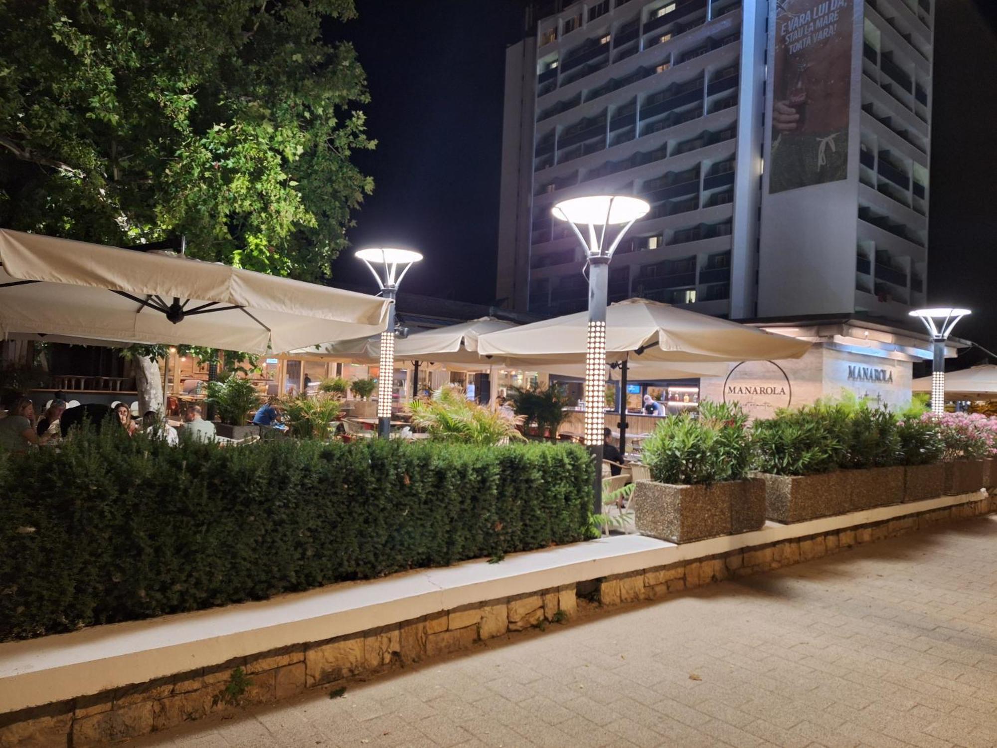 Elysse Sunrise Apartment Mamaia Exterior foto